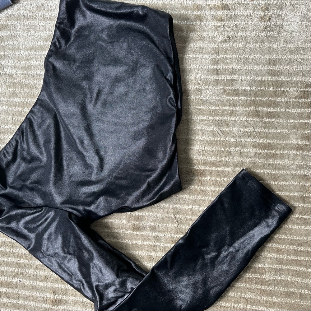 Koral Sleek Black Shine  Top - Picture 3 of 4